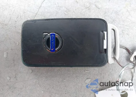 2015 Volvo Xc60 T6 из США, поврежденный, VIN YV4902RK4F2752706